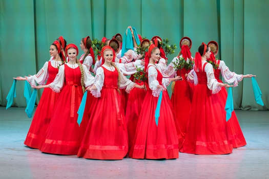 Государственный академический   хореографический ансамбль «Берёзка»   имени Н. С. Надеждиной