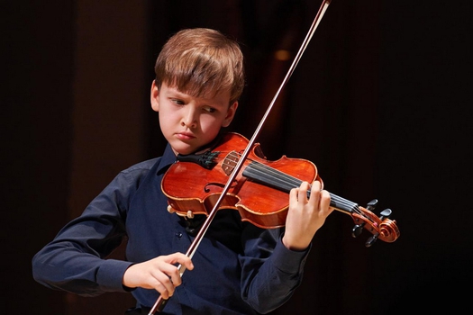 Александр Колесников