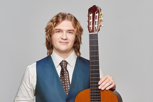 Роман Зорькин