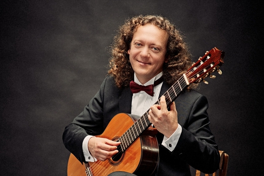 Дмитрий Илларионов