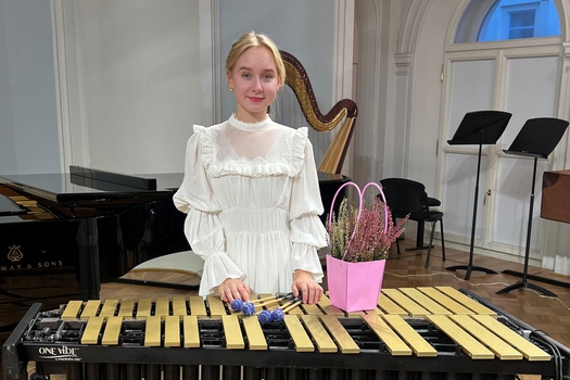 Алина Можар