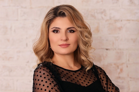 Юлия Томина